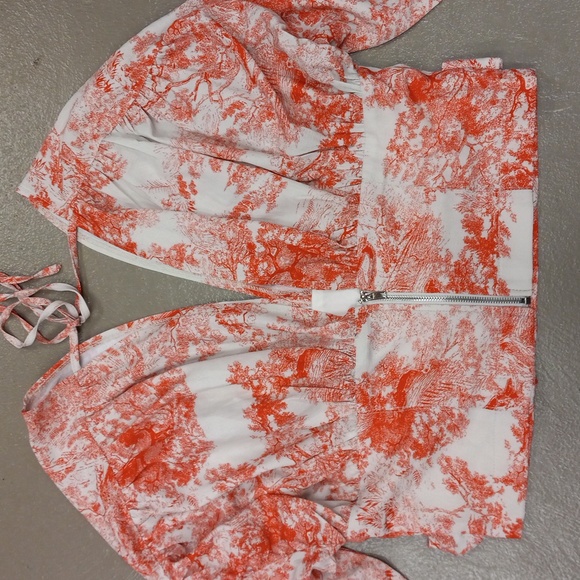 IN THE STYLE SALMON PINK, ZIP BACK, CROPPED TOP - Picture 7 of 13